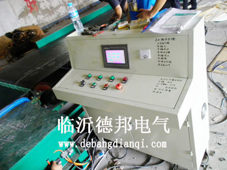 PLC、觸摸屏控制系統207